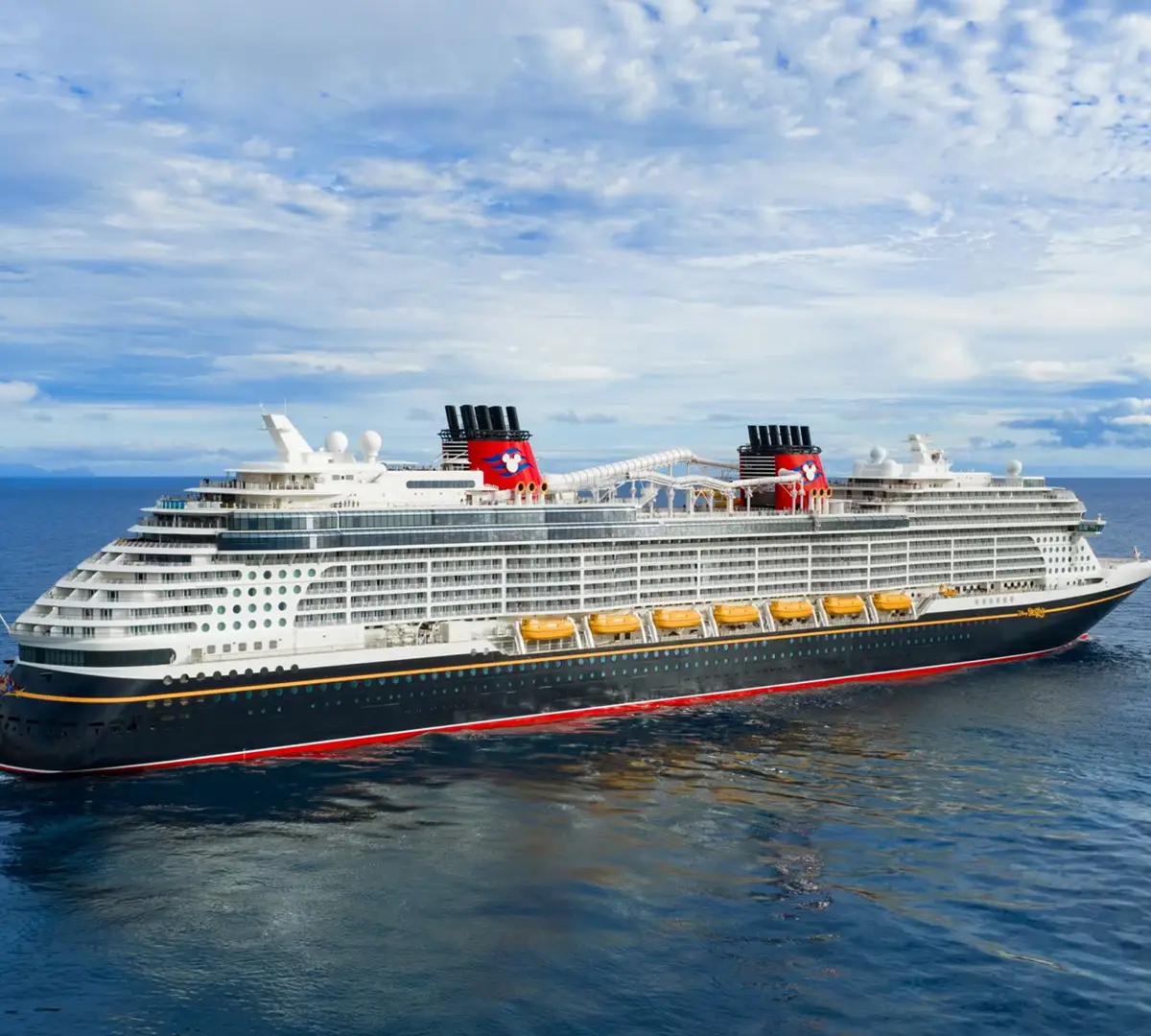 Disney Destiny cruise ship