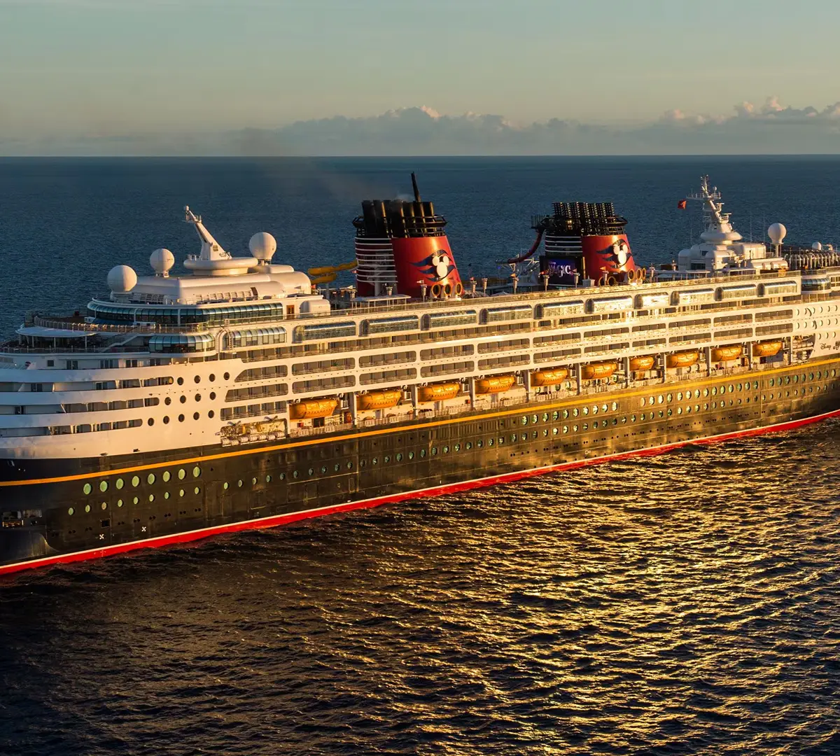 Disney Magic cruise ship
