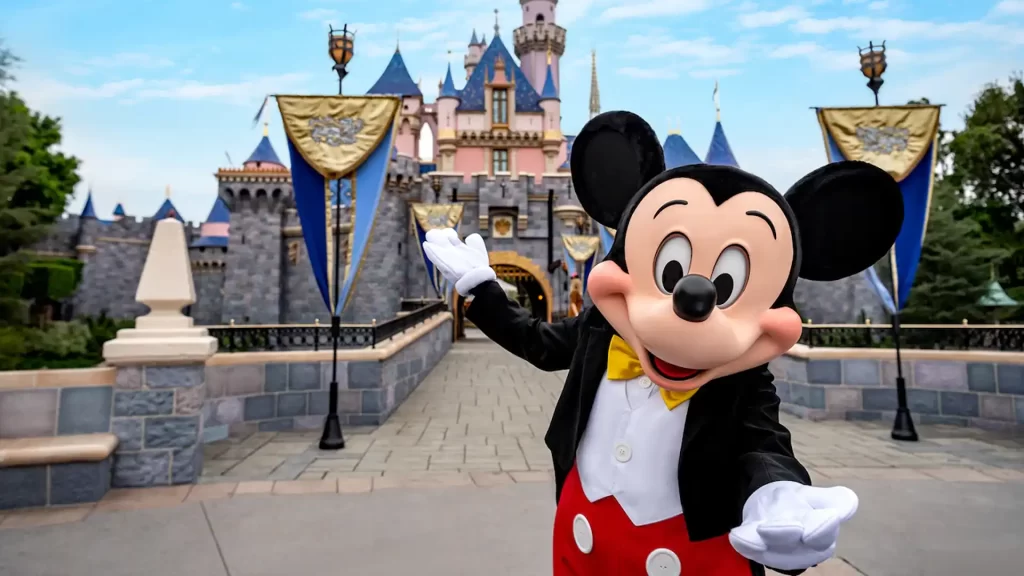 disneyland travel agent ()